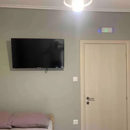 Lux , 3 Full Extra , Center Thessaloniki
