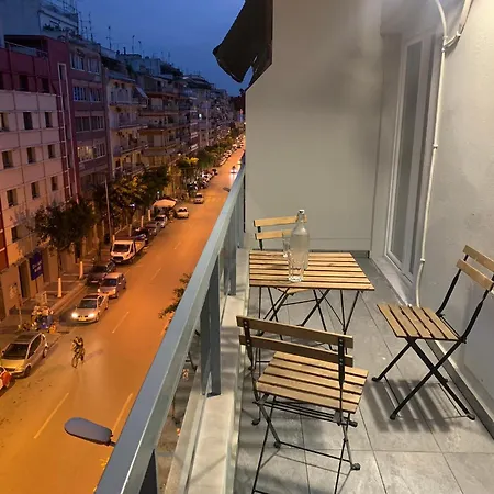 Lux , 3 Full Extra , Center Apartment
