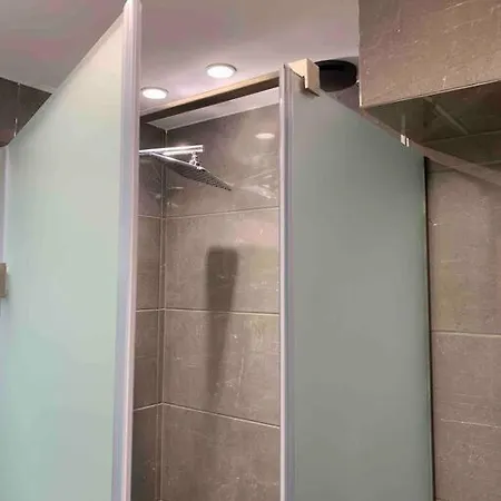 Lux , 3 Full Extra , Center