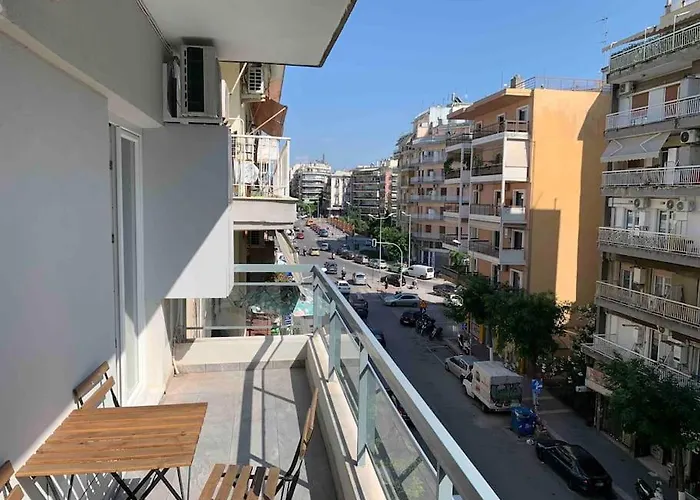 Lux , 3 Full Extra , Center Apartment