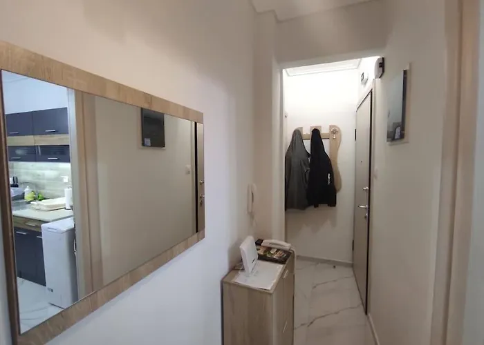 Lux , 3 Full Extra , Center Thessaloniki